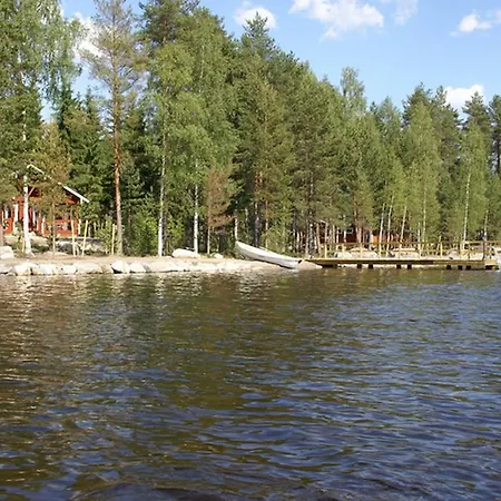 Kartanohotelli Satulinna Huvilat Villa