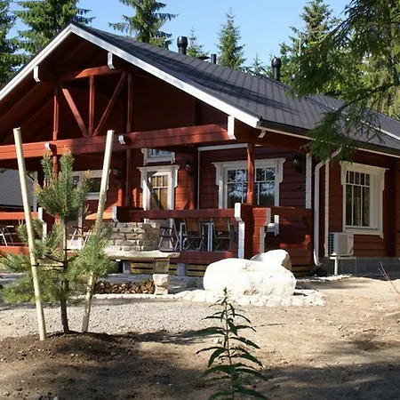 Kartanohotelli Satulinna Huvilat Hirvensalmi