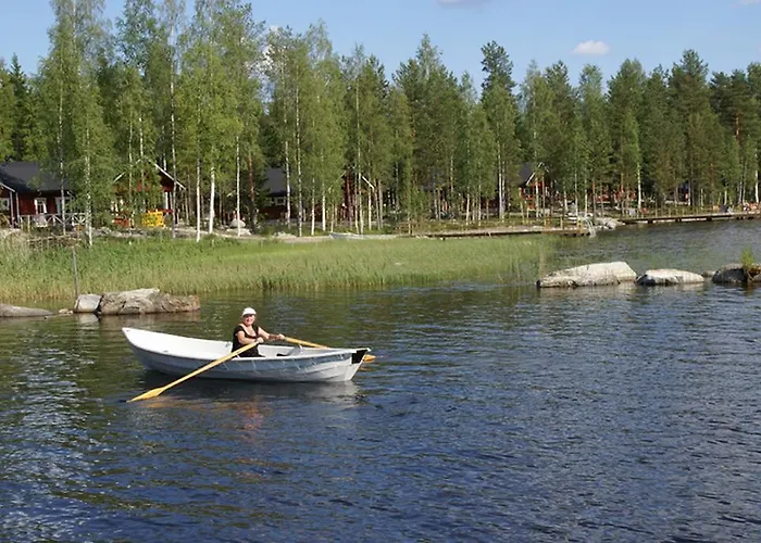 Villa Kartanohotelli Satulinna Huvilat Hirvensalmi