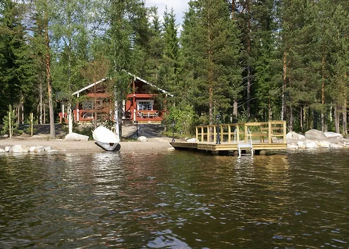 Kartanohotelli Satulinna Huvilat Villa 5*