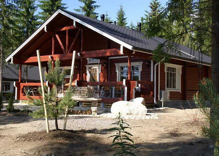 Kartanohotelli Satulinna Huvilat Hirvensalmi