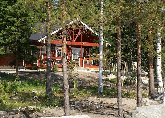 Kartanohotelli Satulinna Huvilat Villa 5*